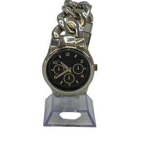 Fashion Analog Chain Watch in Stainless Steel and Black